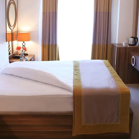 Sah Istanbul Hotel 3*